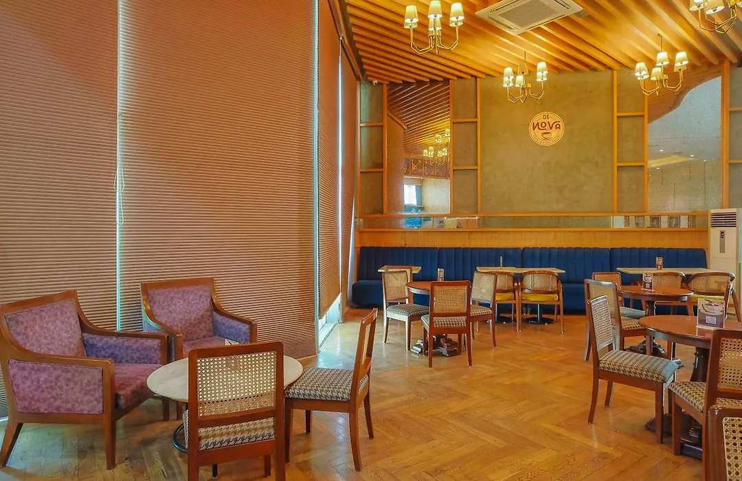 Hotel Livbox At Supernova-1