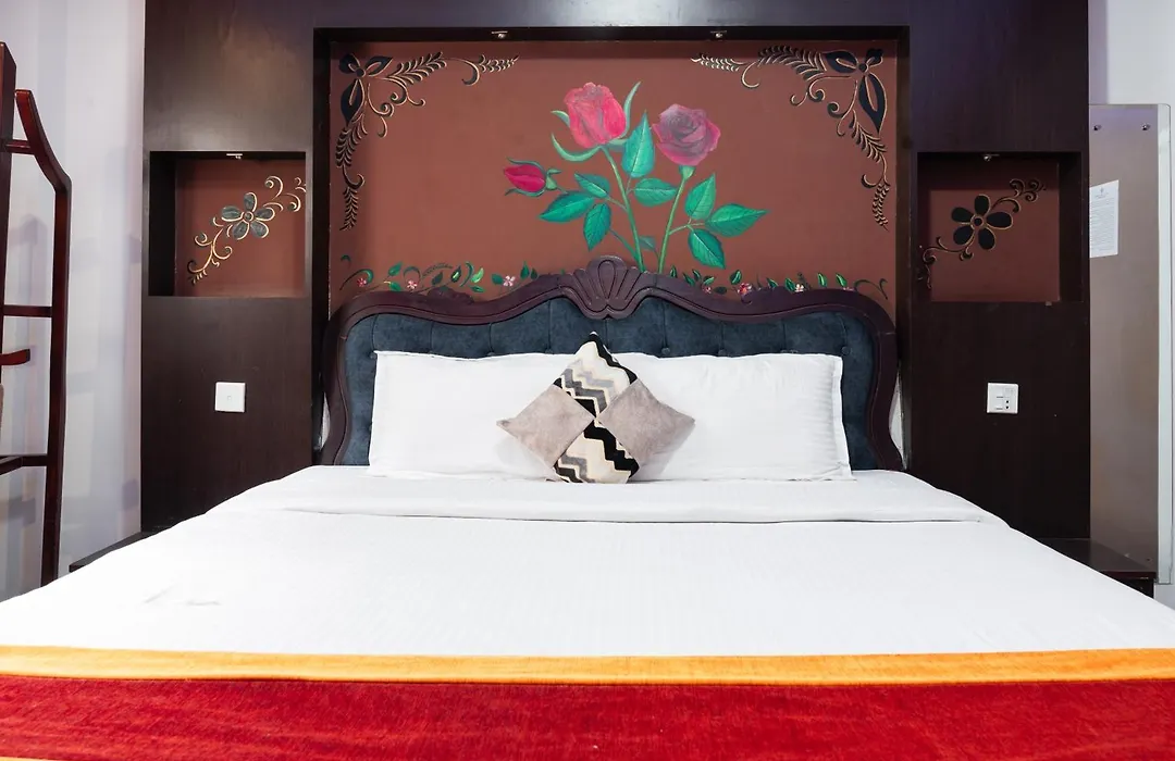 Hotel Kathmandu square-1