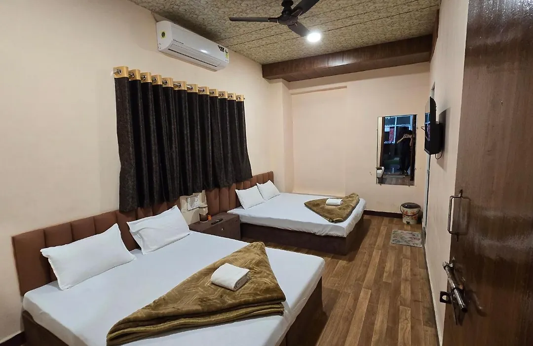Hotel Maheshwari Green'S-1