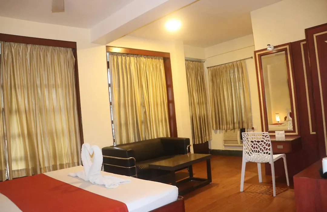 Shivangan Hotel And Banquet-1
