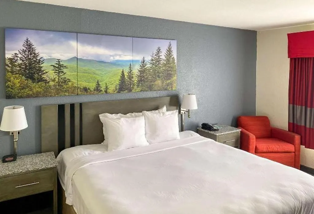 Clarion Pointe - Greensboro Coliseum Area-1