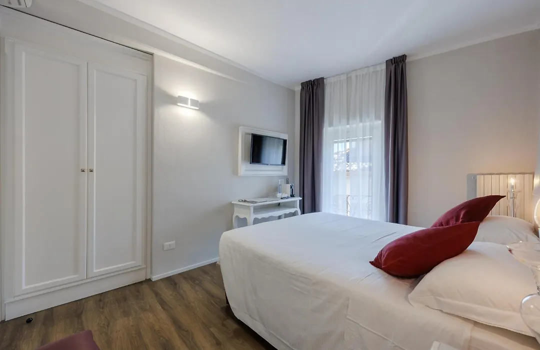 Hotel Degli Oleandri-1