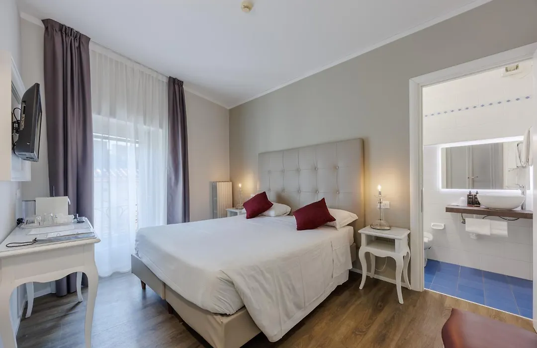 Hotel Degli Oleandri-1
