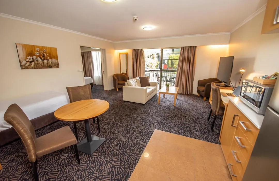 Best Western Plus Hovell Tree Inn-1