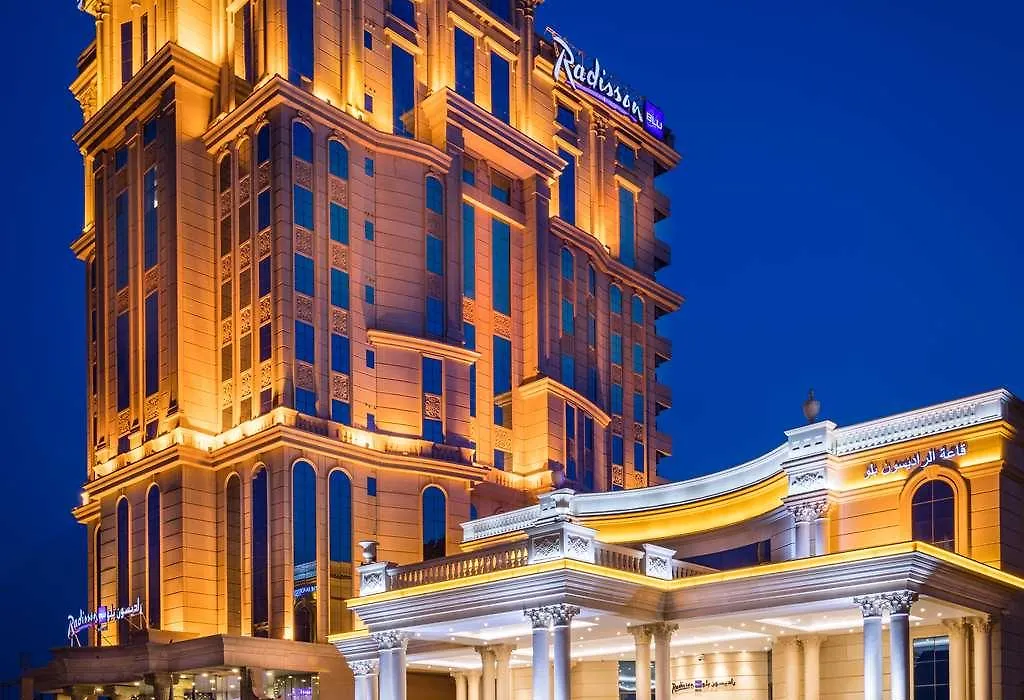 Radisson Blu Hotel, Jeddah Plaza-1