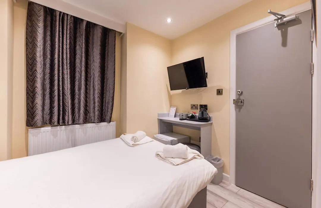 Belmont Hotel-1