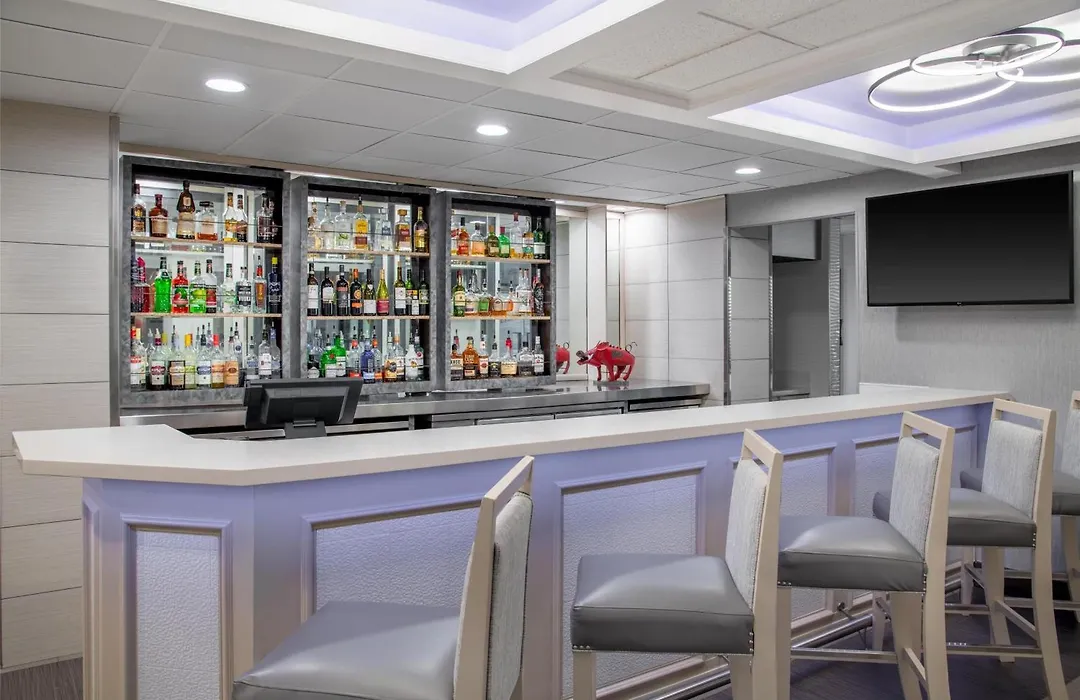 Doubletree By Hilton Springdale-1