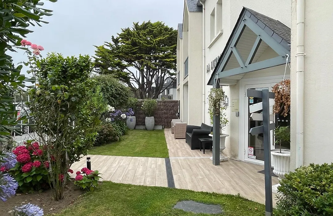 Hotel La Licorne-1