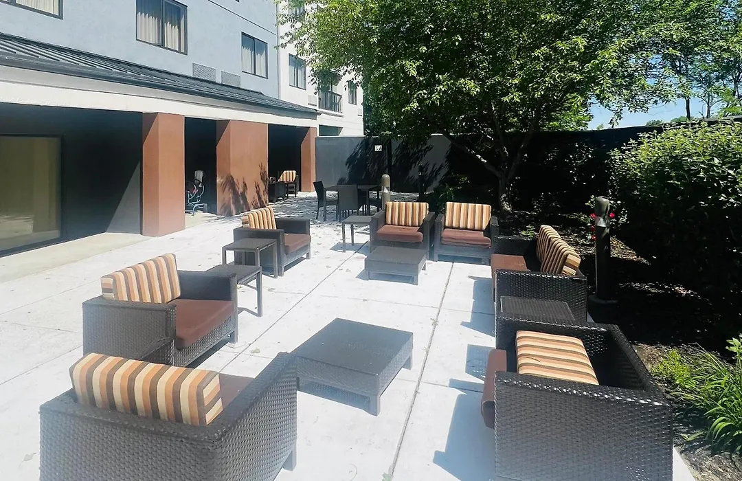 Country Inn & Suites By Radisson, Columbus-Edinburgh-1