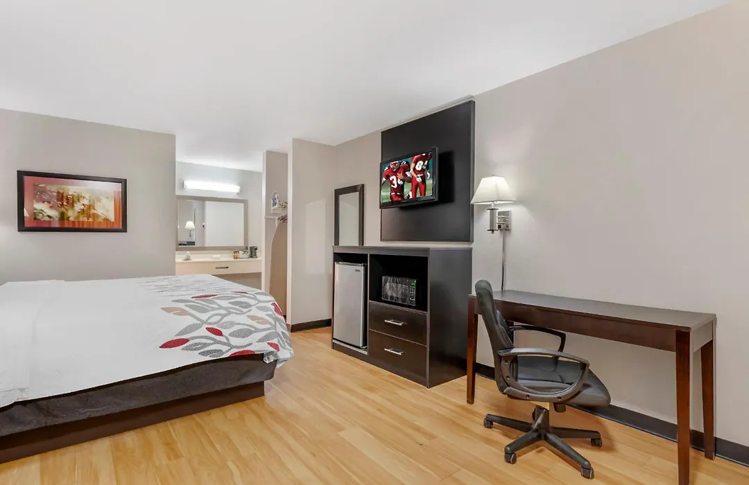 Red Roof Inn Atlanta - Kennesaw State University-1