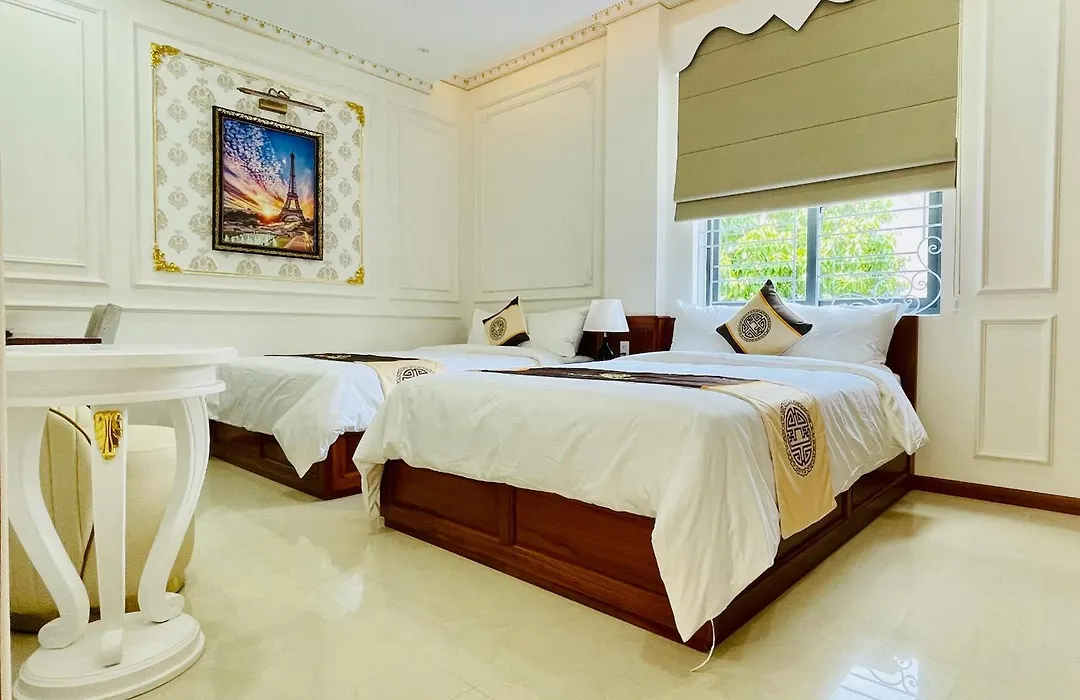 New Palace Hotel-1