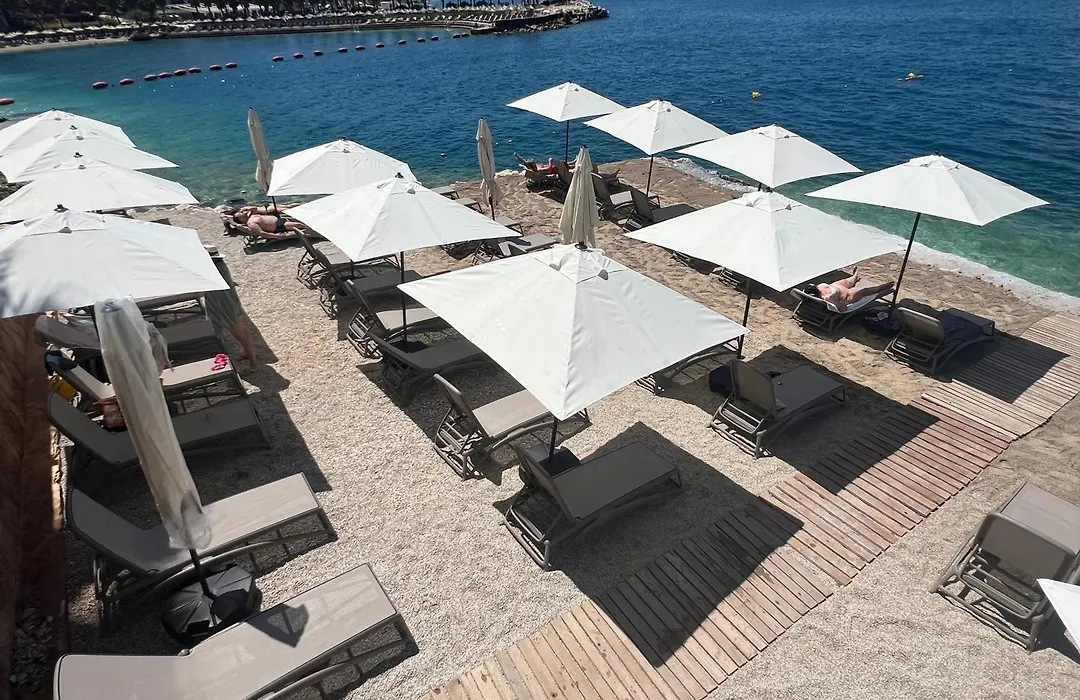 Joelle Premium Hotel-1