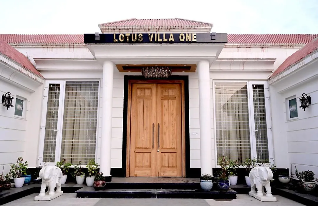 Lotus Portico Club & Hotel-1