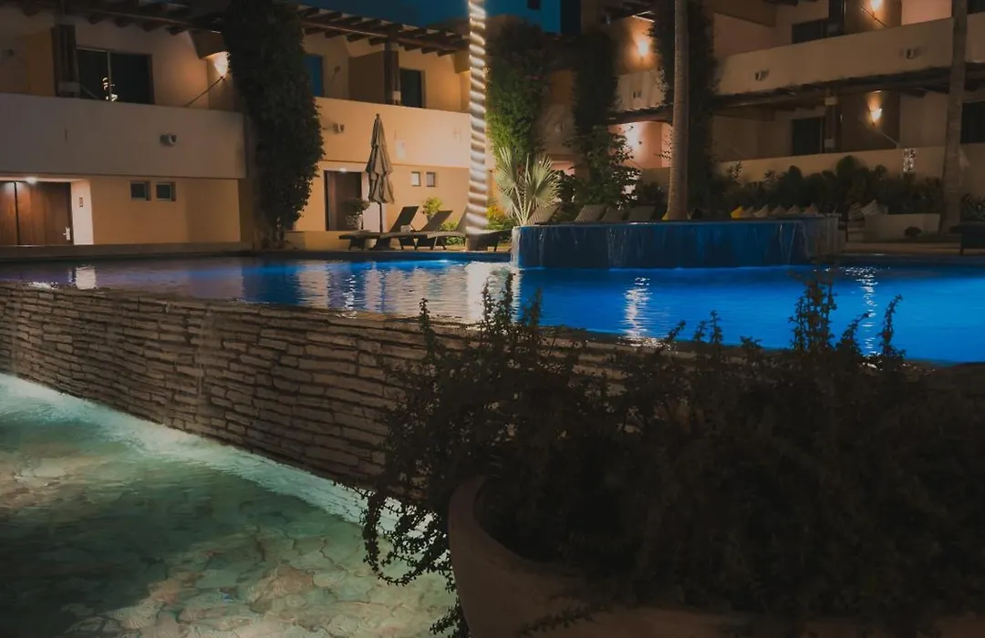 Hotel Los Patios-1