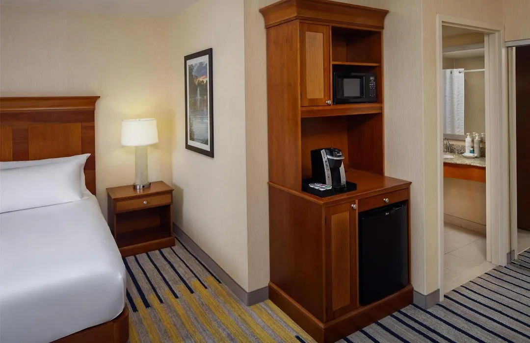 Hilton Garden Inn Portland Downtown Waterfront-1