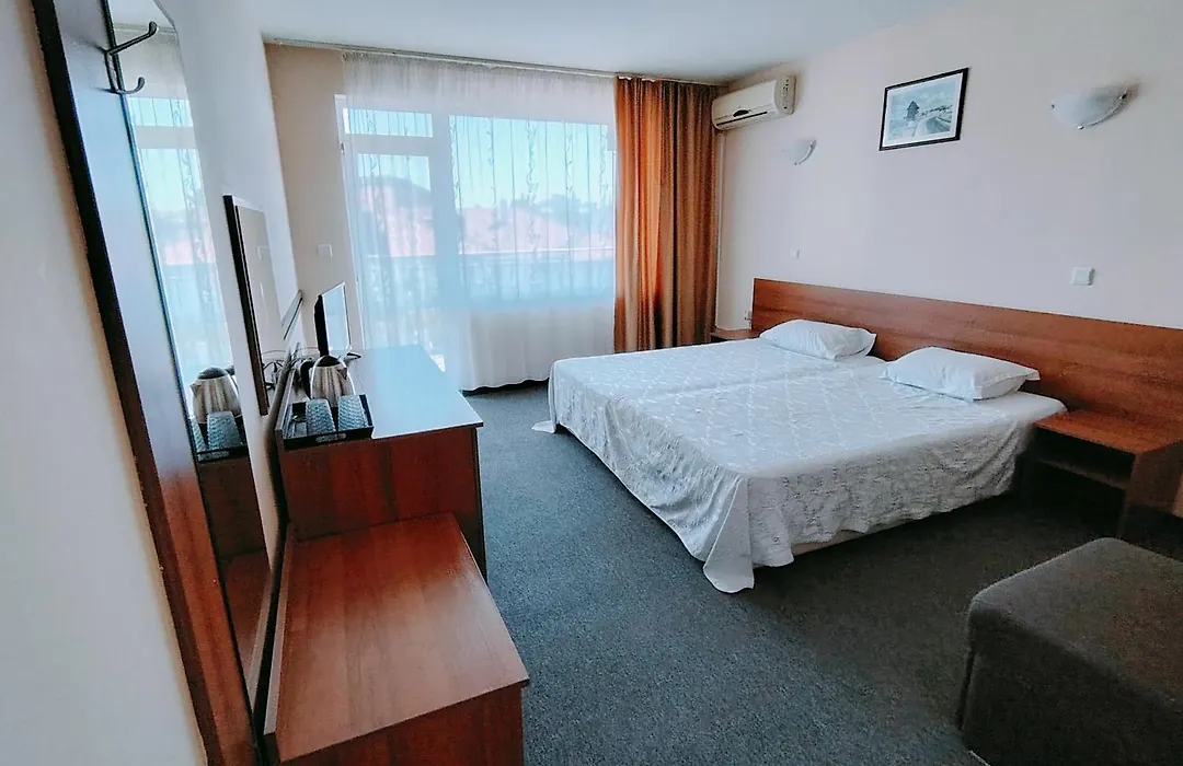 Sandor Hotel-1
