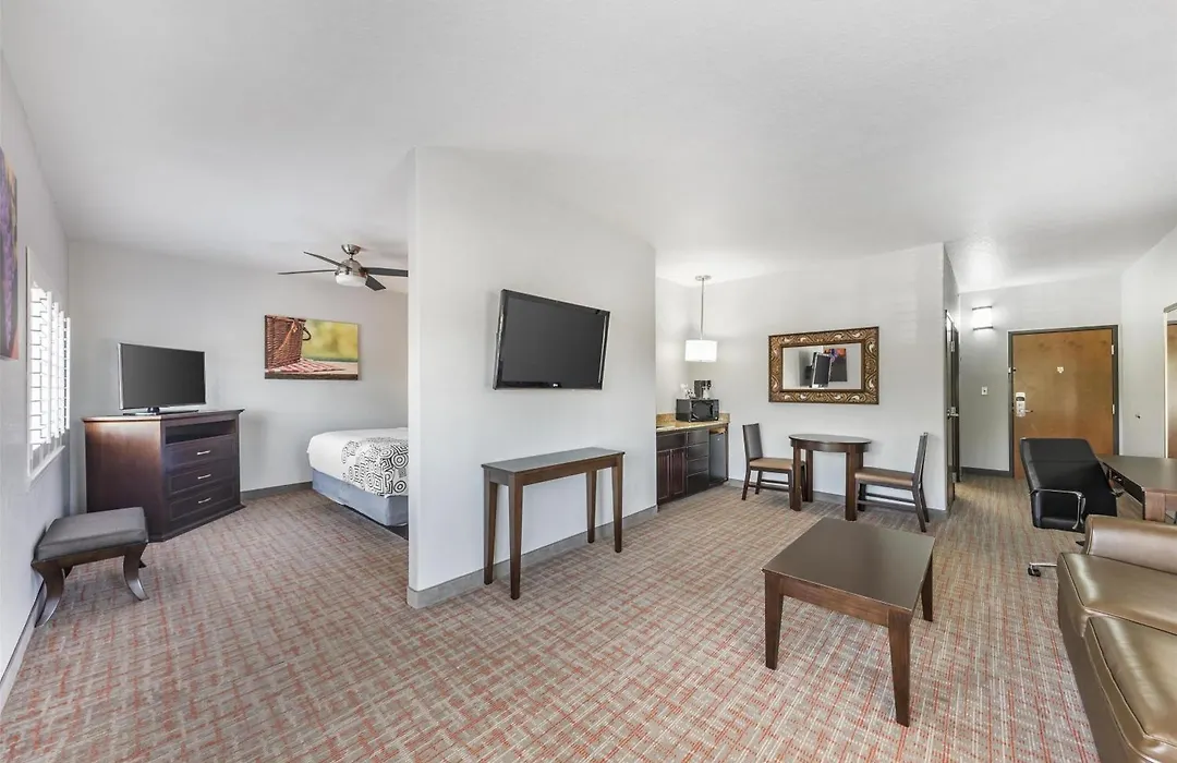 Best Western Plus Fredericksburg-1