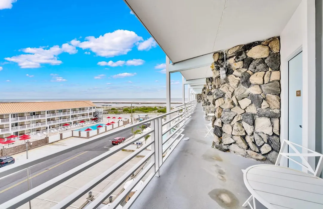 Madison Resort Wildwood Crest-1