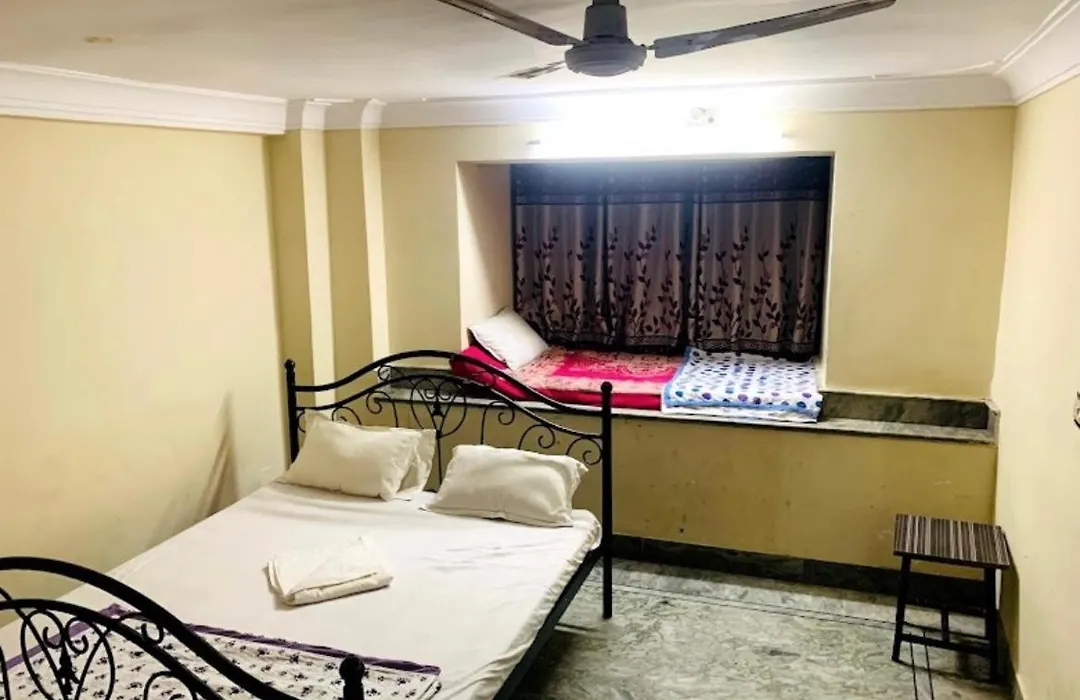 Pushpanand Guest House-1