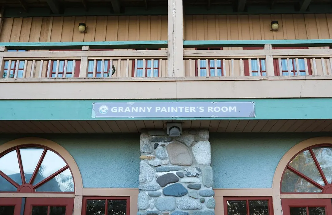 Painter'S Lodge-1