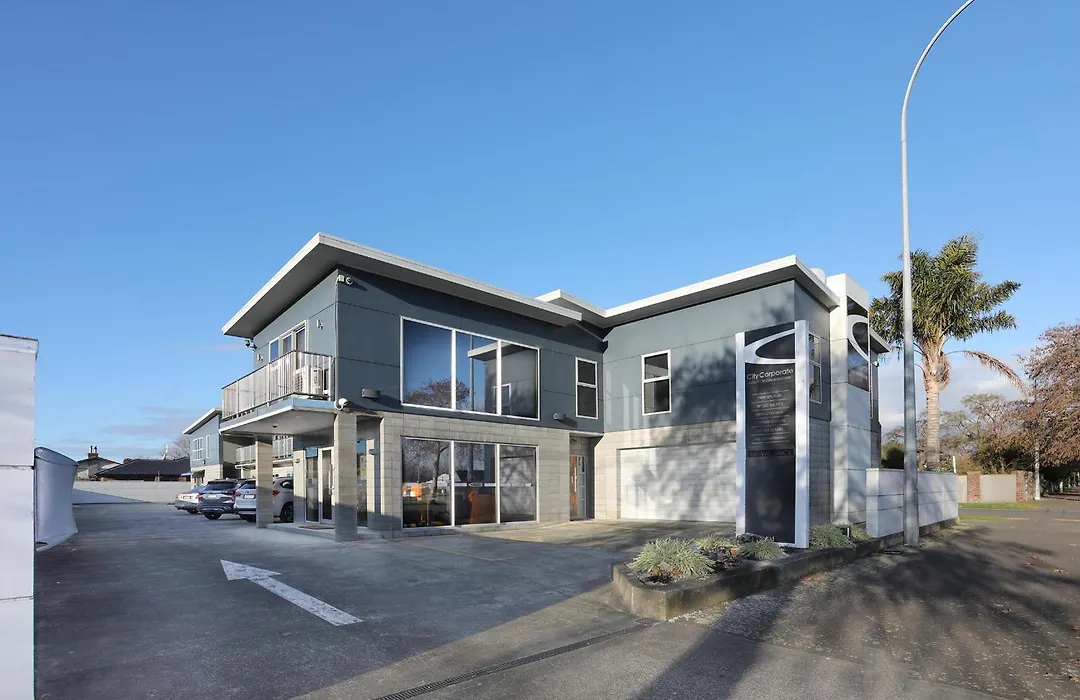 City Corporate Motor Inn-1