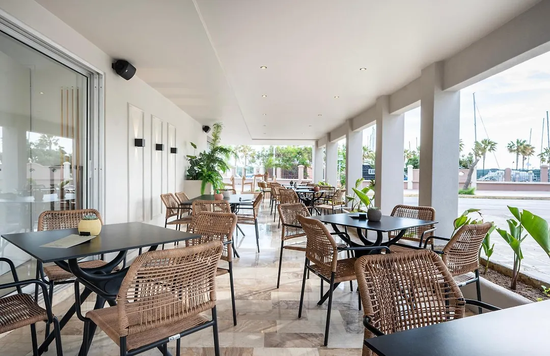 Zephyros Hotel-1