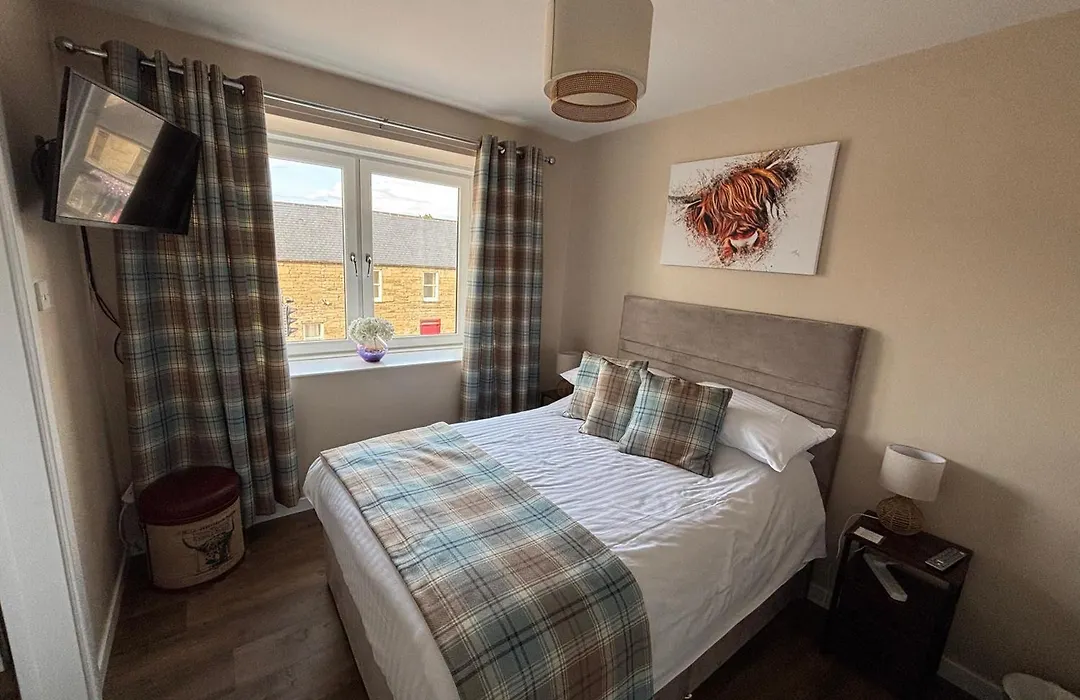 Fife Arms Guest House-1