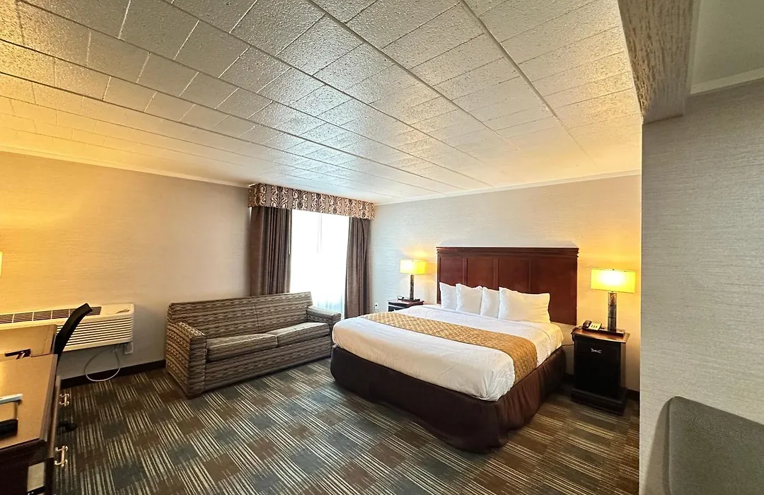 Finger Lakes Inn & Suites-1