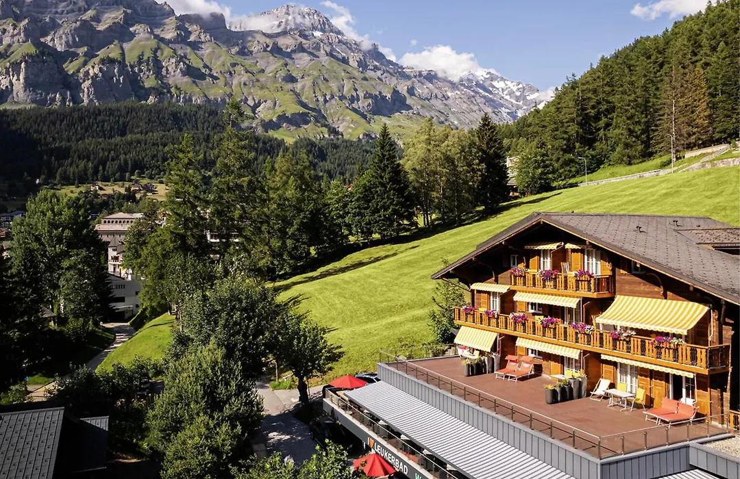 Hotel Restaurant Waldhaus-1