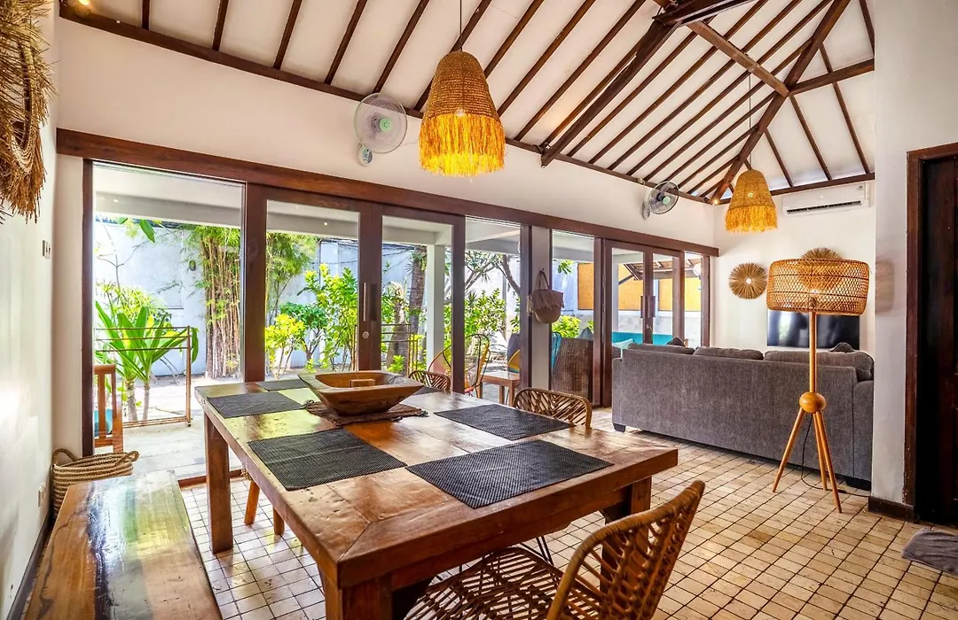 Tir Na Nog Beachfront Resort-1