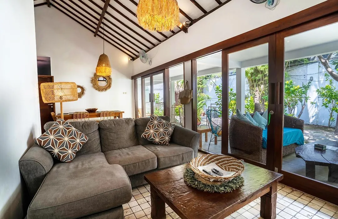 Tir Na Nog Beachfront Resort-1