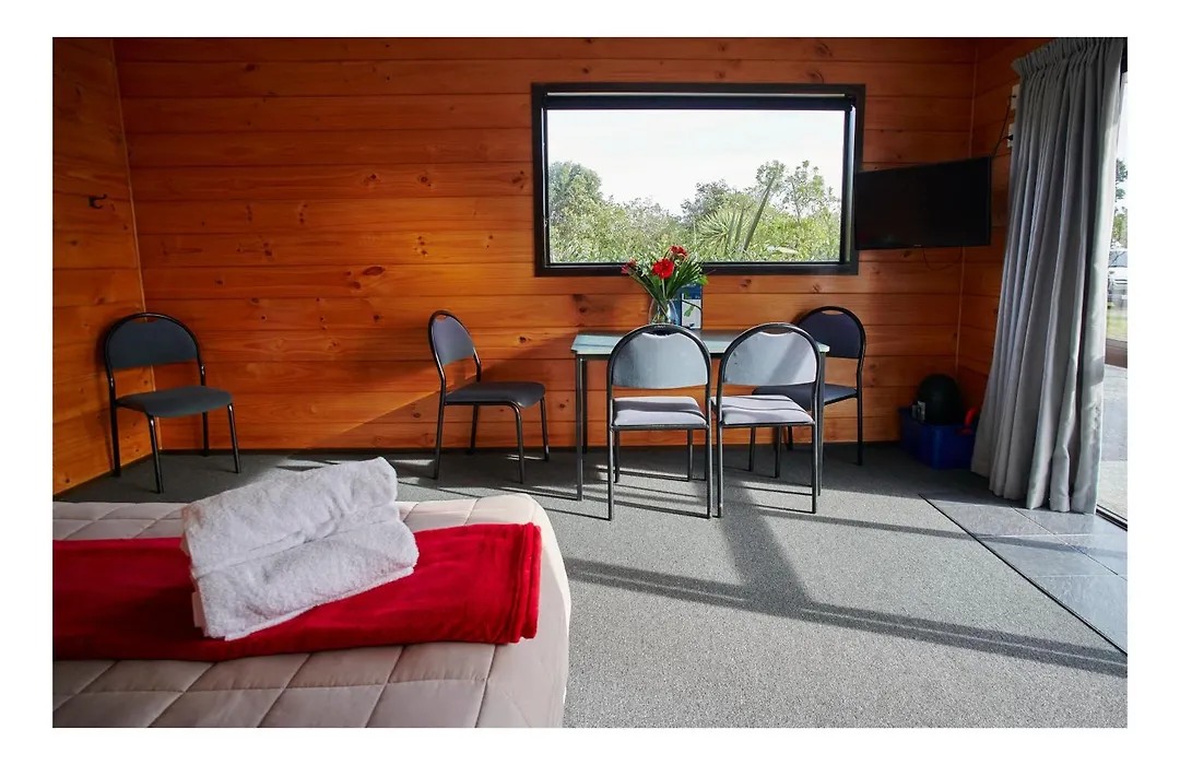 Greymouth Seaside Top 10 Holiday Park-1