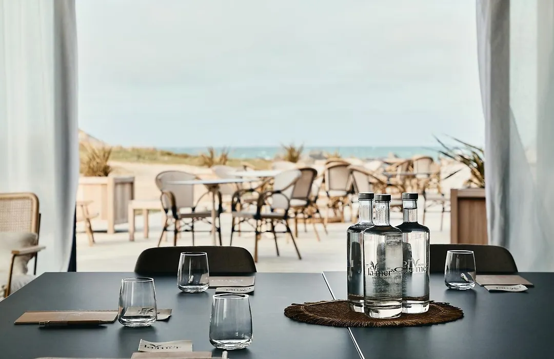 Hotel De La Mer & Spa-1