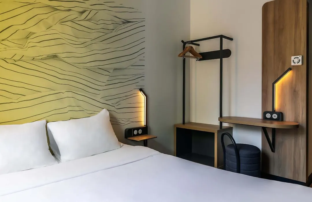 B&B HOTEL Thionville Centre Gare 3 étoiles-1