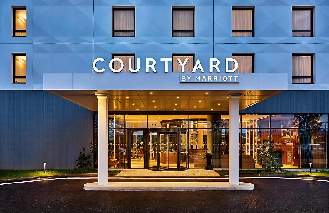 Courtyard By Marriott Lyon Eurexpo Stadium-1