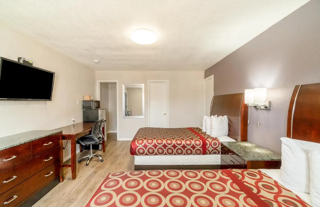Economy Inn By Oyo, Lamesa Tx-1