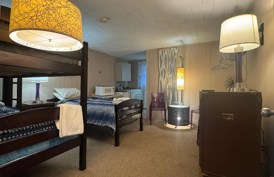 West Wind Motel-1