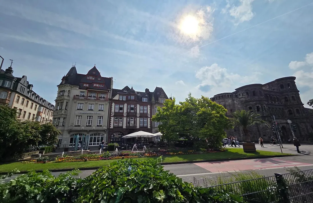 Hotel Porta Nigra VICTUS-1