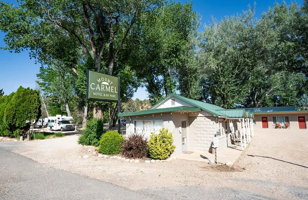 Mount Carmel Motel Near Zion National Park-1