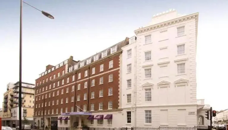 Ensuite In Gillingham Street, London Victoria-1
