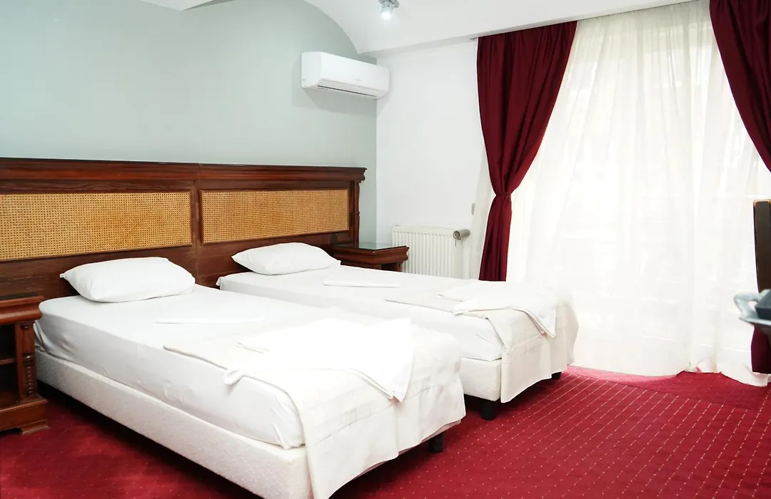 Hotel Bliss-1