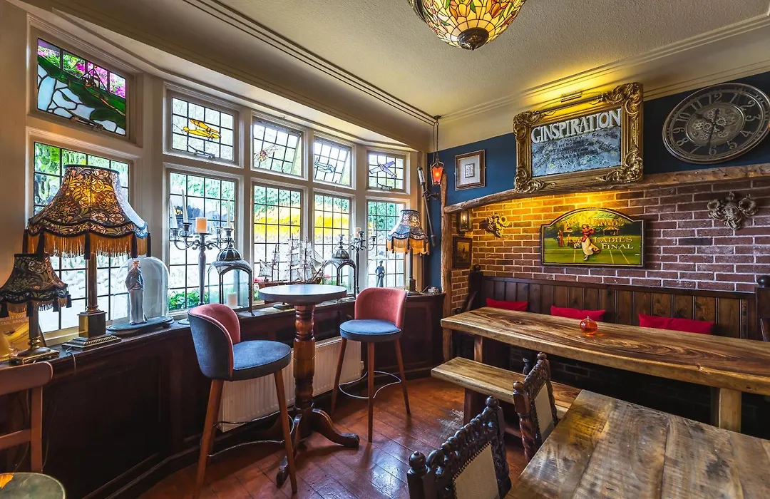 The Pilot Inn-1
