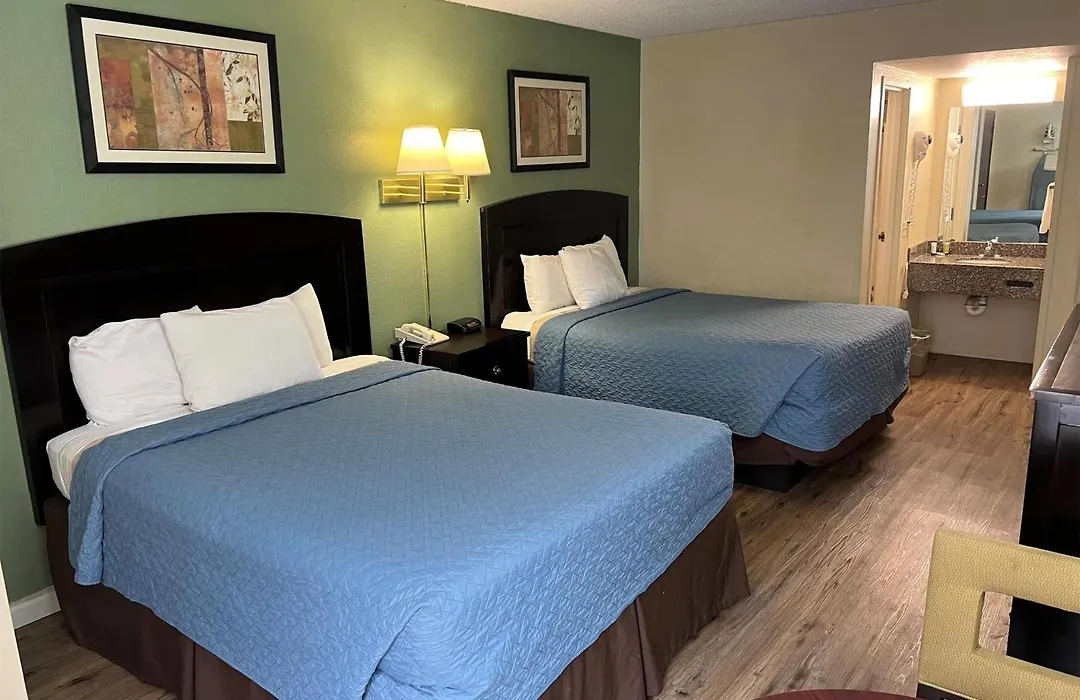Days Inn By Wyndham Southern Hills/Oru-1