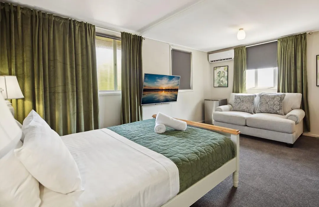 Freshwater Bnb-1