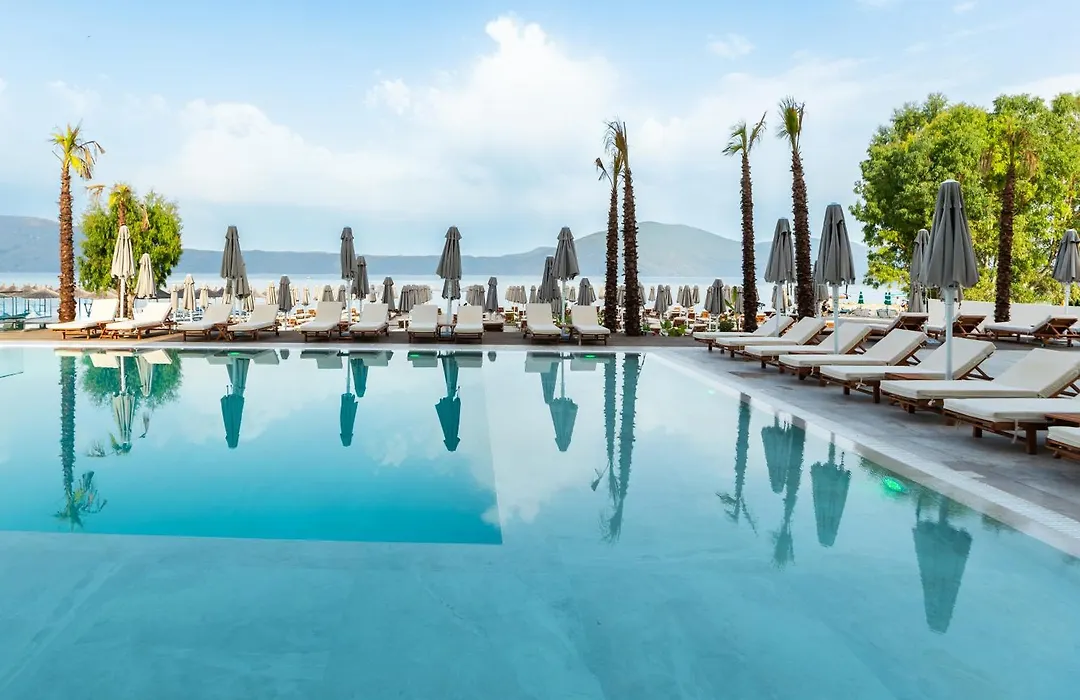 Morina Beach Hotel-1