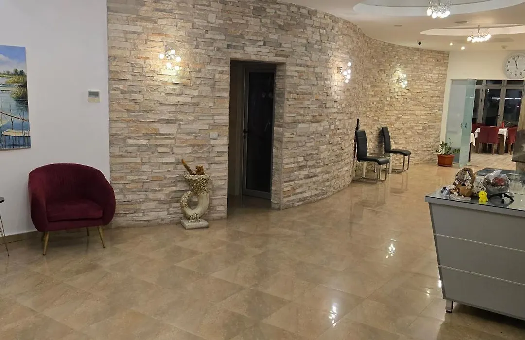 Hotel Porto Otrant-1