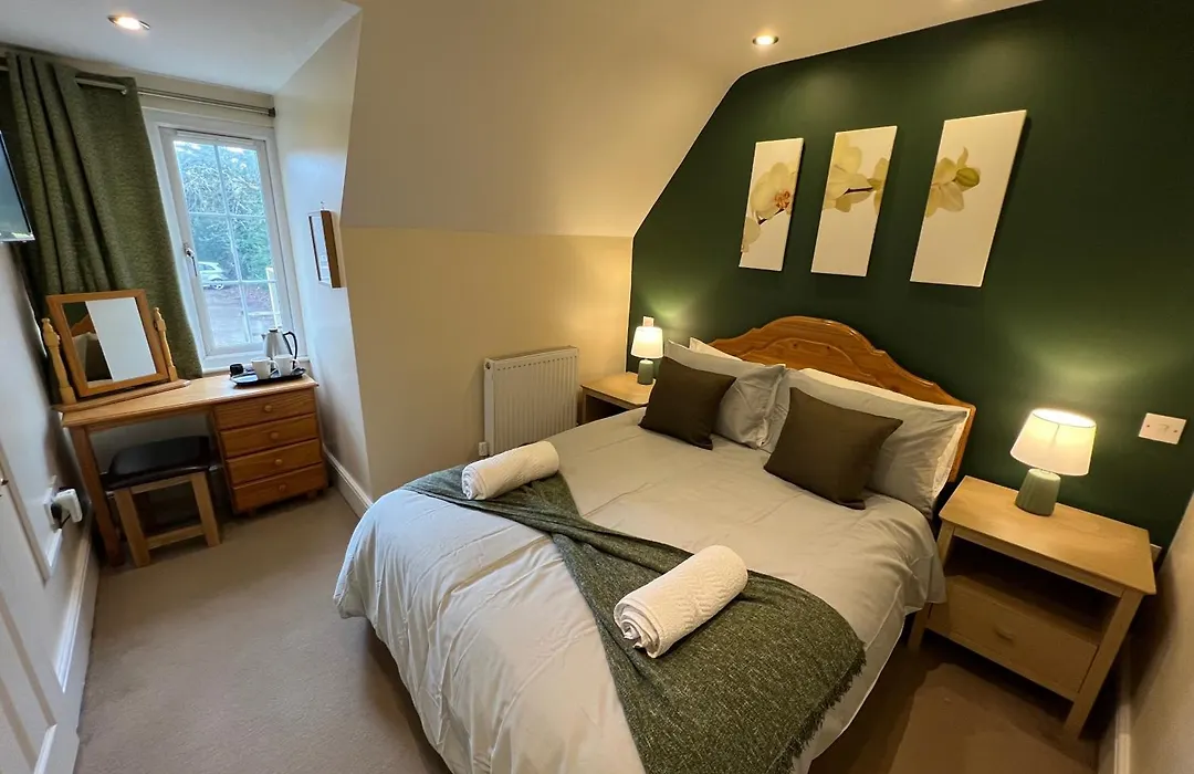 The Shoe Inn Rooms-1