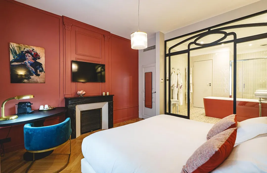 The Originals Boutique, Hôtel Le Londres, Saumur (Qualys-Hotel)-1