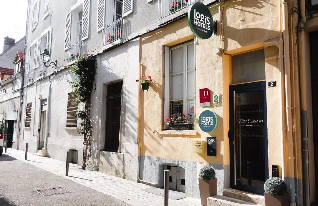 Logis Hotel Central-1