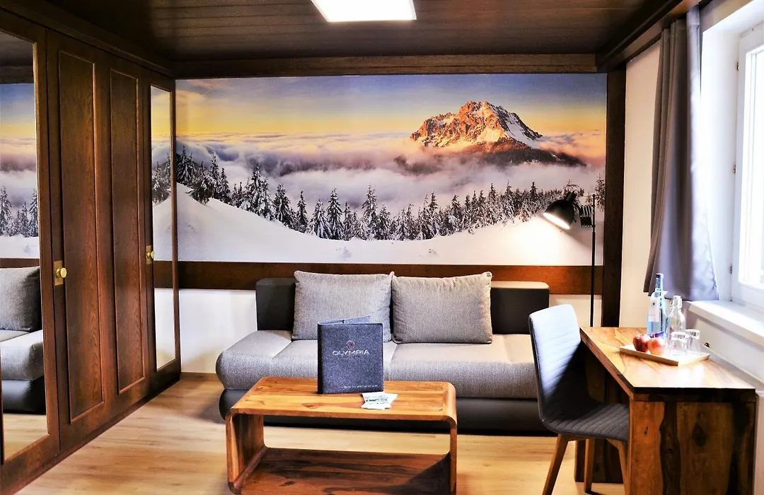 Boutique Hotel Olympia B&B-1